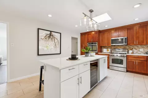 Kitchen - 138 Kipling Dr, Mill Valley, CA 94941 photo 2 of 5