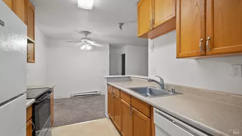 Kitchen - 451 Lighthouse Dr, Vallejo, CA 94590 photo 3 of 3