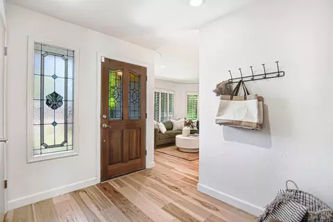 Entry Way - 186 Barrio Way, Windsor, CA 95492 photo 1 of 5