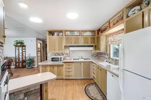 158 Bear Flag Rd, Sonoma, CA 95476 photo 10