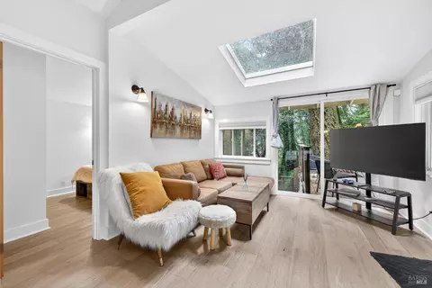 17731 Old Monte Rio Rd, Guerneville, CA 95446