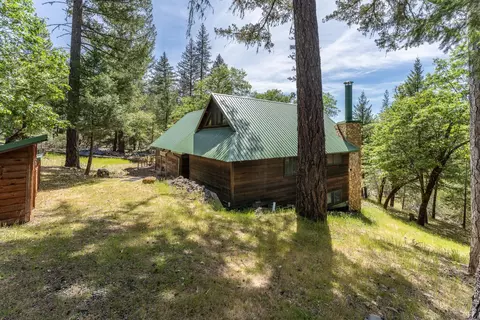 3269 Muir Ln, Potter Valley, CA 95469
