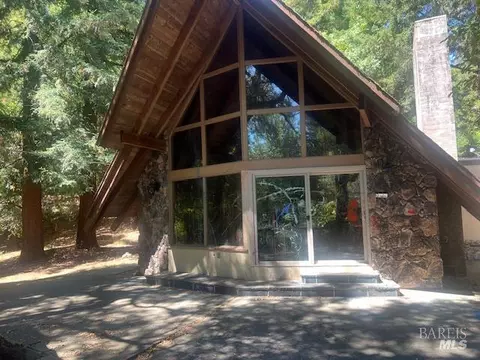 4593 Dry Creek Rd, Napa, CA 94558