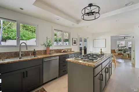 Kitchen - 21 Hillside Ave, Kentfield, CA 94904 photo 2 of 8