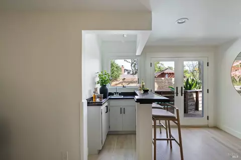 Kitchen - 21 Hillside Ave, Kentfield, CA 94904 photo 8 of 8
