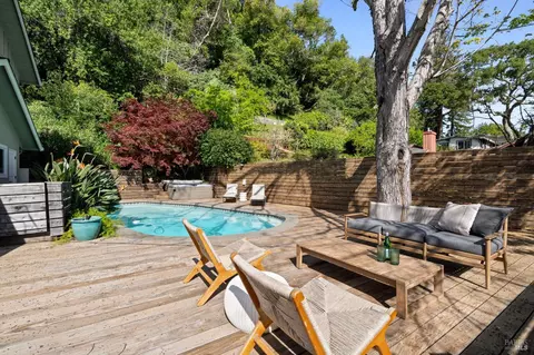 Exterior - 21 Hillside Ave, Kentfield, CA 94904 photo 10 of 12
