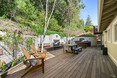Exterior - 21 Hillside Ave, Kentfield, CA 94904 photo 4 of 12