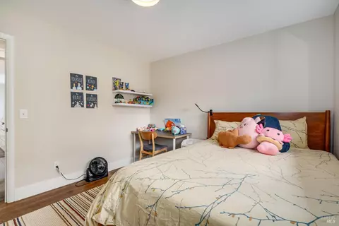 Bedroom - 960 Lark Ave, Sonoma, CA 95476 photo 2 of 7