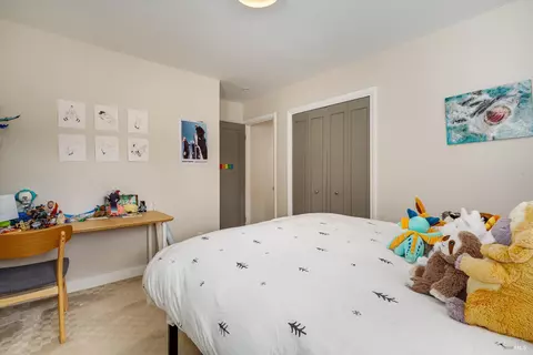 Bedroom - 960 Lark Ave, Sonoma, CA 95476 photo 4 of 7