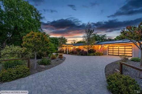 960 Lark Ave, Sonoma, CA 95476