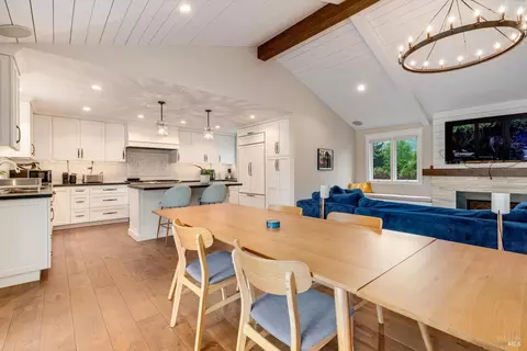 Dining - 960 Lark Ave, Sonoma, CA 95476 photo 2 of 2