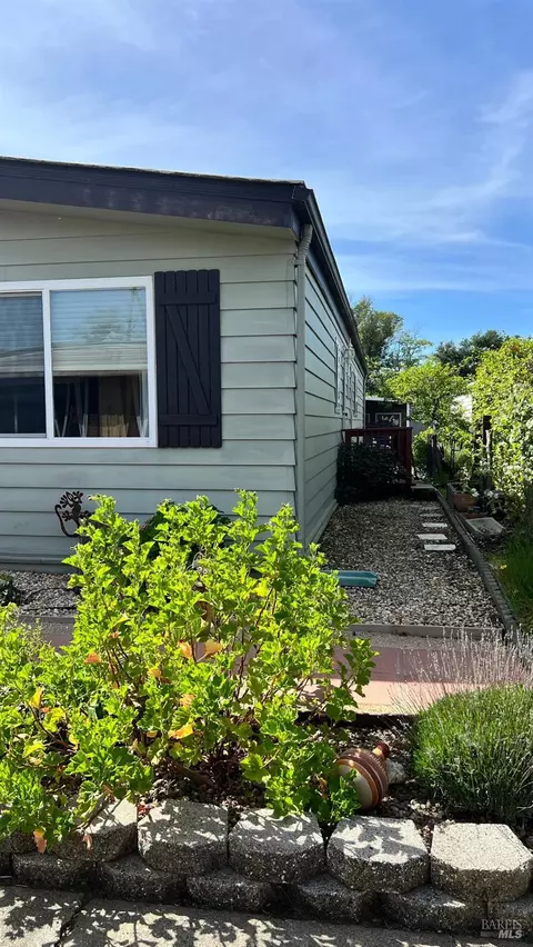 41 Cuernavaca Dr, Sonoma, CA 95476 photo 5