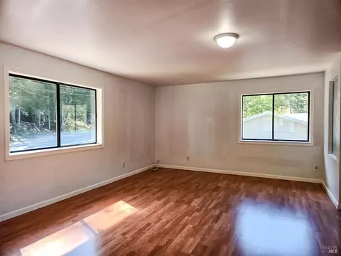 Living - 2043 Primrose Dr, Willits, CA 95490 photo 6 of 7