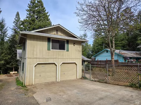 Exterior - 2043 Primrose Dr, Willits, CA 95490 photo 9 of 10