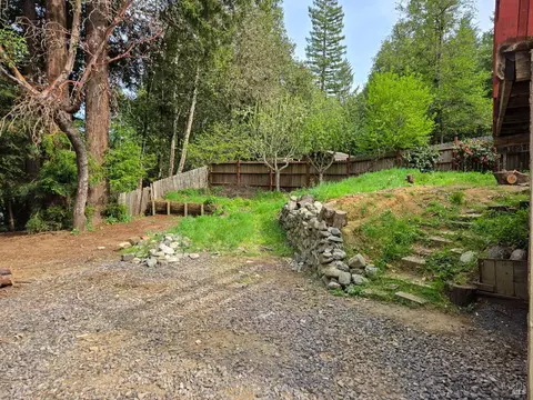 Exterior - 2043 Primrose Dr, Willits, CA 95490 photo 3 of 10
