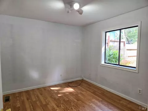 Bedroom - 2043 Primrose Dr, Willits, CA 95490 photo 3 of 3