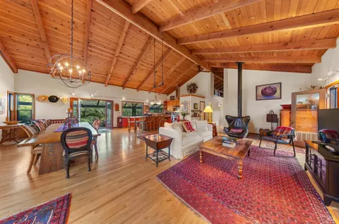 Living - Undisclosed, Sonoma, CA 95476 photo 1 of 2