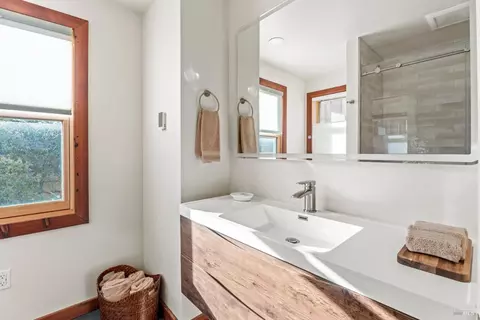 Bath - 45070 Main St, Mendocino, CA 95460 photo 2 of 2