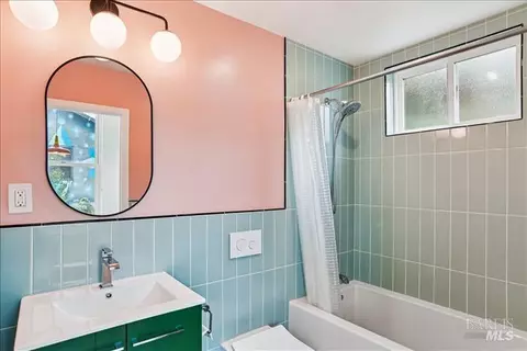 Bath - 1445-1447 Ohio St, Vallejo, CA 94590 photo 2 of 2