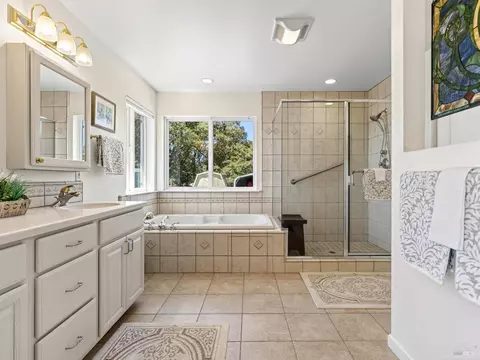 Bath - 5650 High Point Rd, Willits, CA 95490 photo 2 of 2