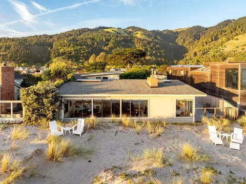 130 Seadrift Rd, Stinson Beach, CA 94970