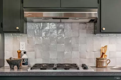 Kitchen - 120 E Manor Dr, Mill Valley, CA 94941 photo 6 of 8