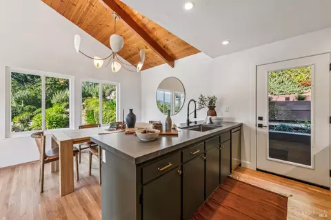 Kitchen - 120 E Manor Dr, Mill Valley, CA 94941 photo 4 of 8