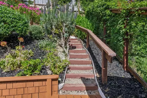 Exterior - 120 E Manor Dr, Mill Valley, CA 94941 photo 7 of 21