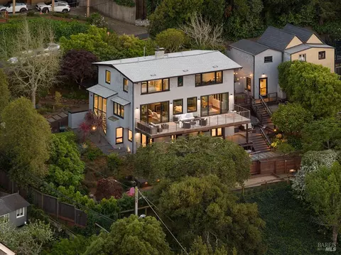 118 Spencer Ave, Sausalito, CA 94965