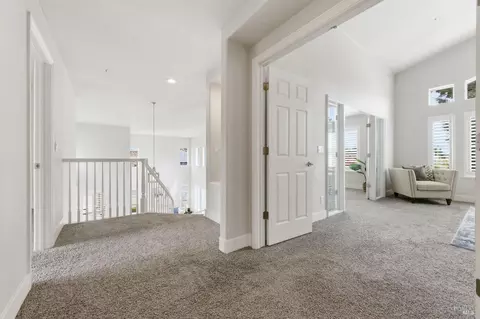 Entry Way - 5226 Pavilion Ct, Fairfield, CA 94534 photo 4 of 7