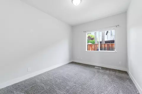 Bedroom - 5226 Pavilion Ct, Fairfield, CA 94534 photo 1 of 11