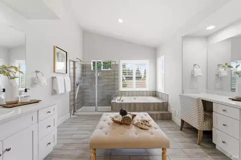 Bath - 5226 Pavilion Ct, Fairfield, CA 94534 photo 2 of 4