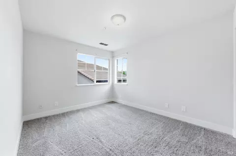 Bedroom - 5226 Pavilion Ct, Fairfield, CA 94534 photo 10 of 11