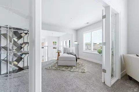 Entry Way - 5226 Pavilion Ct, Fairfield, CA 94534 photo 5 of 7