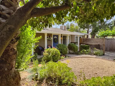 Exterior - 550 Thomson Ave E, Sonoma, CA 95476 photo 4 of 13