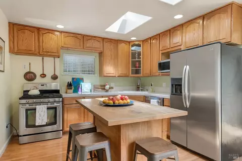 Kitchen - 550 Thomson Ave E, Sonoma, CA 95476 photo 2 of 5