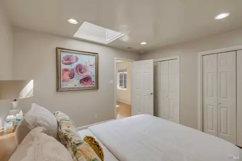 Bedroom - 550 Thomson Ave E, Sonoma, CA 95476 photo 2 of 9
