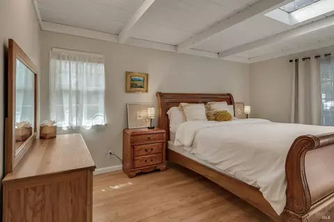 Bedroom - 550 Thomson Ave E, Sonoma, CA 95476 photo 3 of 9