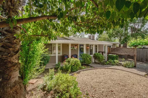 Exterior - 550 Thomson Ave E, Sonoma, CA 95476 photo 5 of 13