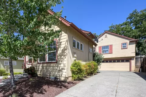 1212 Hidden Creek Pl, Santa Rosa, CA 95409