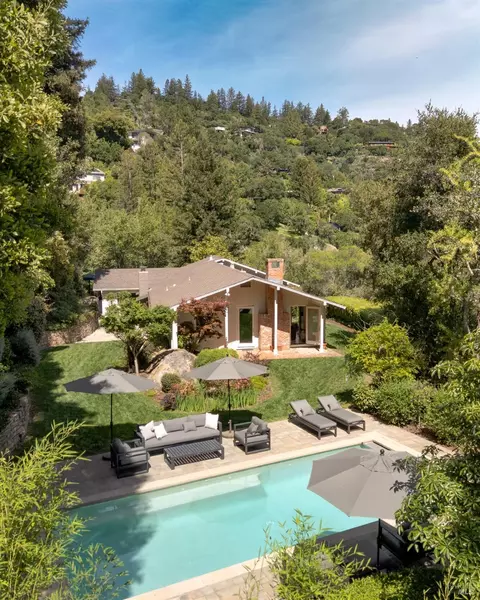 450 Woodland Rd, Kentfield, CA 94904
