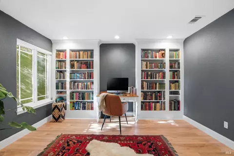 844 Arabian Cir, Vacaville, CA 95687