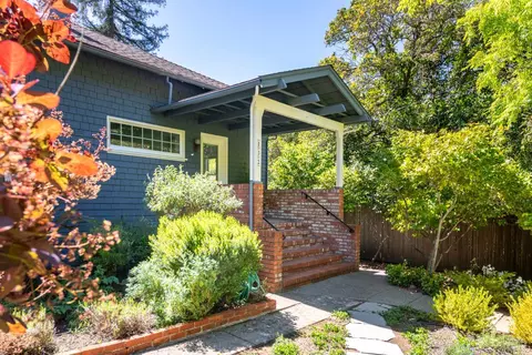 132 Meernaa Ave, Fairfax, CA 94930