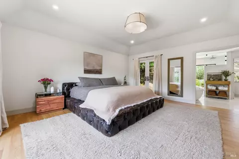Bedroom - 535 Westgate Dr, Napa, CA 94558 photo 4 of 9