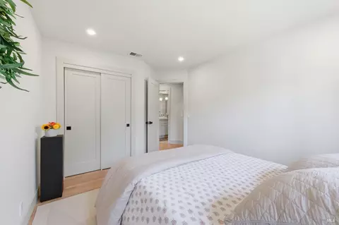 Bedroom - 535 Westgate Dr, Napa, CA 94558 photo 9 of 9