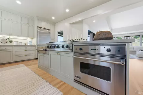 Kitchen - 535 Westgate Dr, Napa, CA 94558 photo 5 of 8