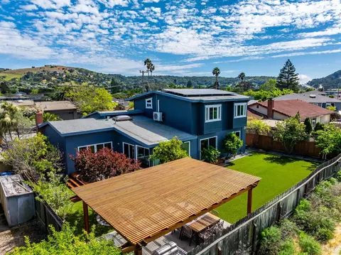 View/Area - 17 Channel Dr, Corte Madera, CA 94925 photo 1 of 8