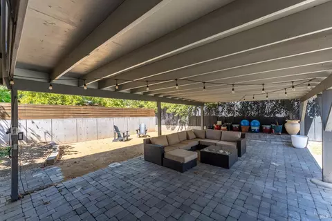 Exterior - 788 Walnut Ave, Ukiah, CA 95482 photo 7 of 13