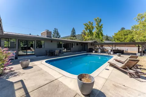 Exterior - 788 Walnut Ave, Ukiah, CA 95482 photo 11 of 13
