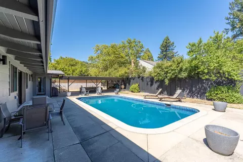 Exterior - 788 Walnut Ave, Ukiah, CA 95482 photo 13 of 13